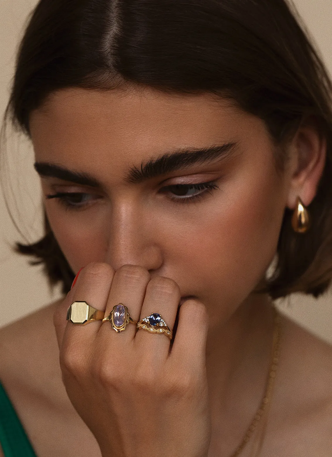 Joshi diamond curve ring 14k gold
