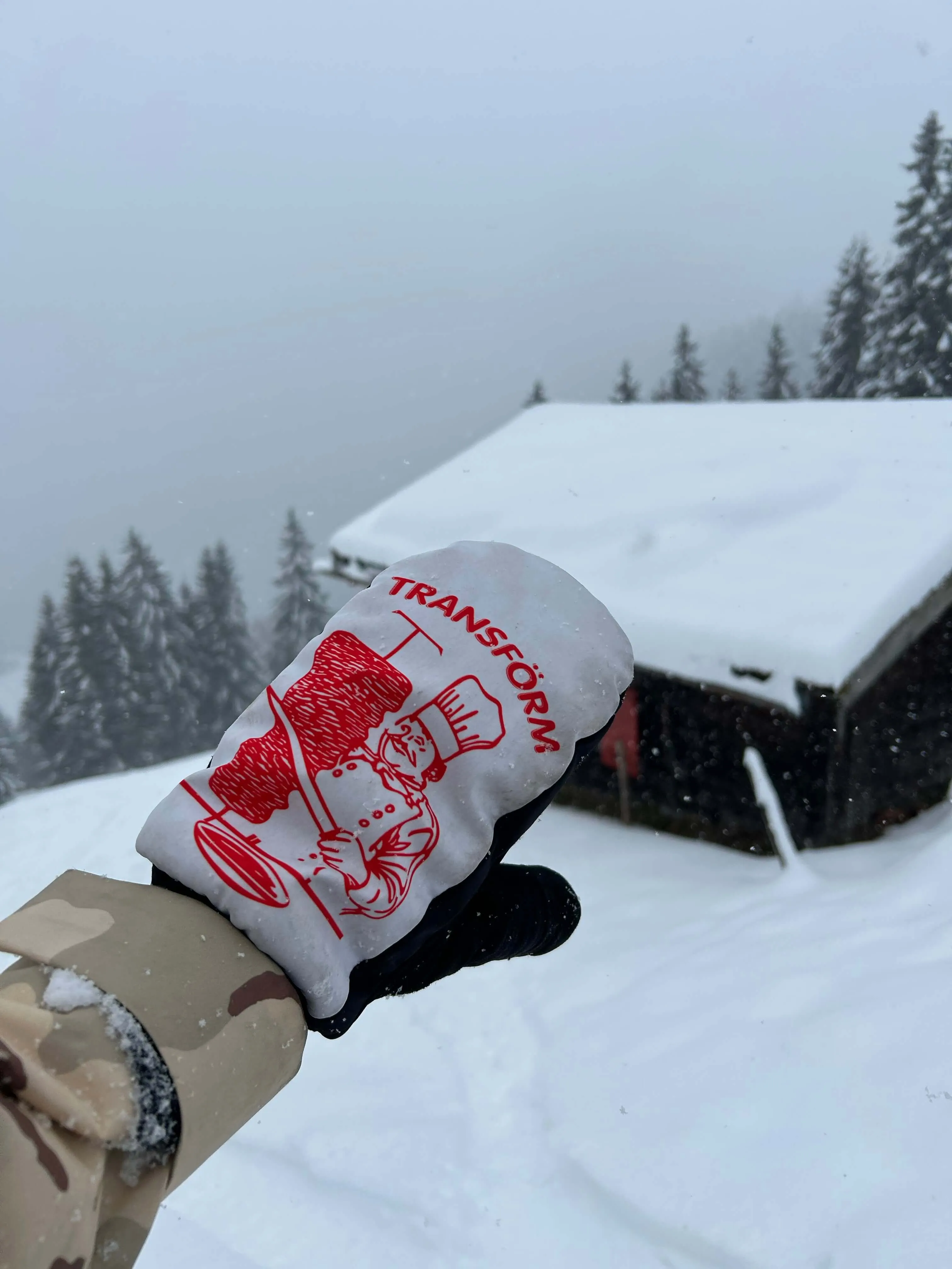 The KO Mitt x Kebab White