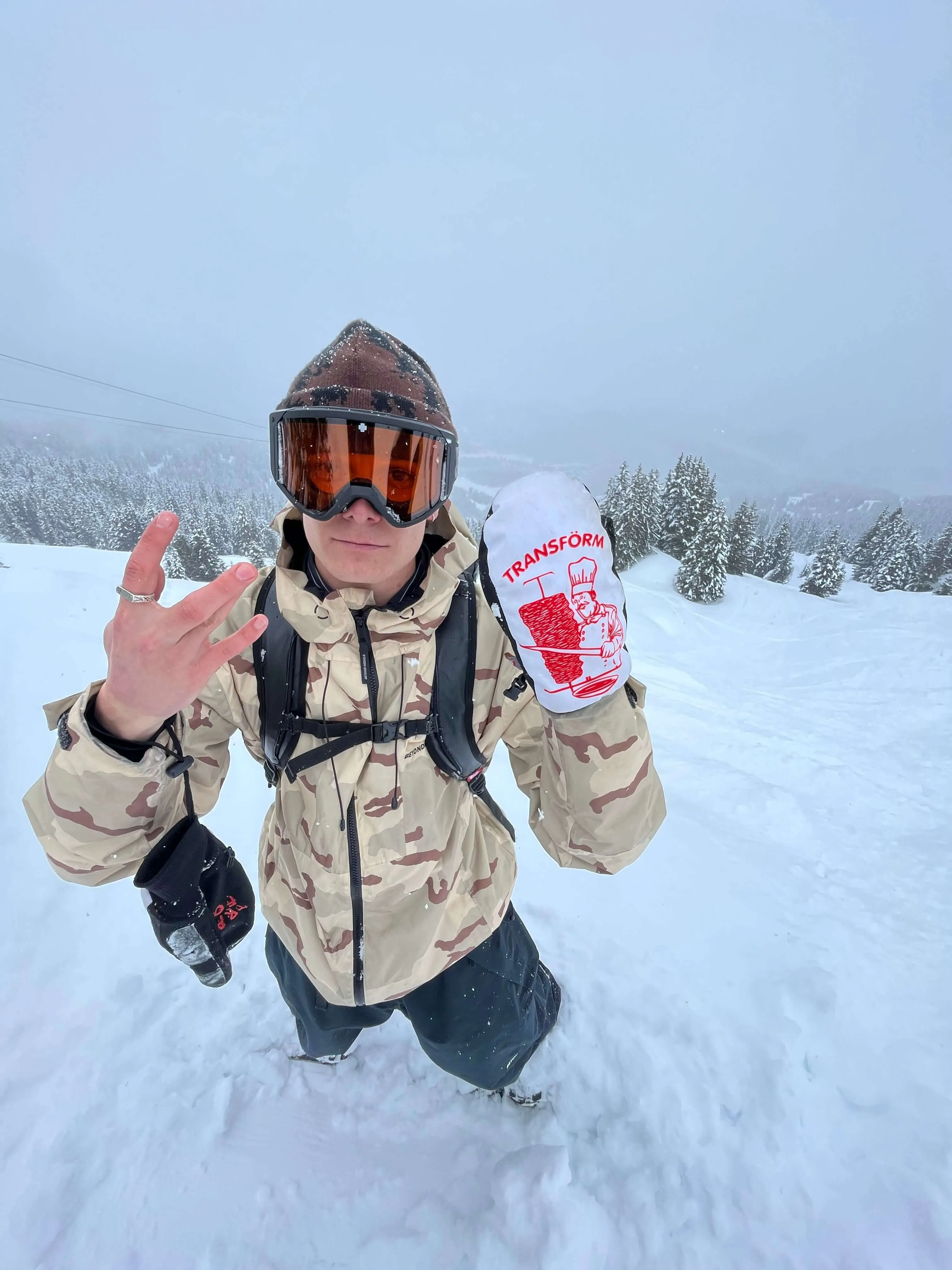 The KO Mitt x Kebab White